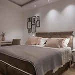 Dom wakacyjny Luxurioese Ferienvilla Mit Privatem Pool By Interhome Trogir