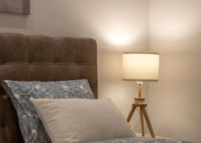 Luxurioese Ferienvilla Mit Privatem Pool By Interhome *